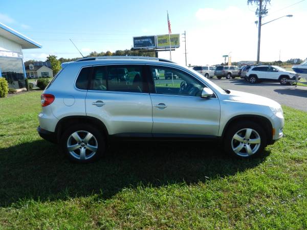 2010 VW Tiguan Wolfsburg 4x4 - 2.0T, Leather, 115k Miles, Nice!! -... for sale in Georgetown, MD – photo 5