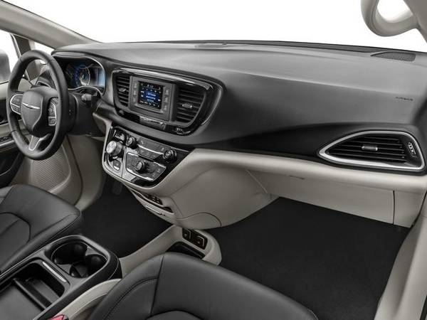 2018 Chrysler Pacifica Touring L - - by dealer for sale in Milford, MA – photo 15