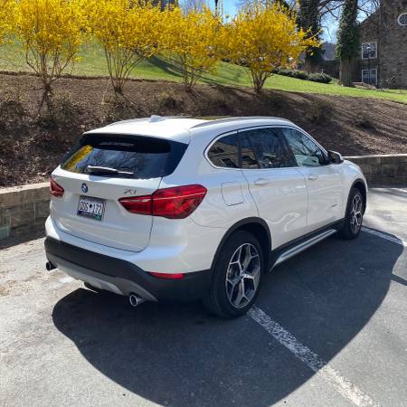 2018 BMW X1 xDrive28i (AWD) Super Condition - - by for sale in Bethlehem, NJ – photo 6