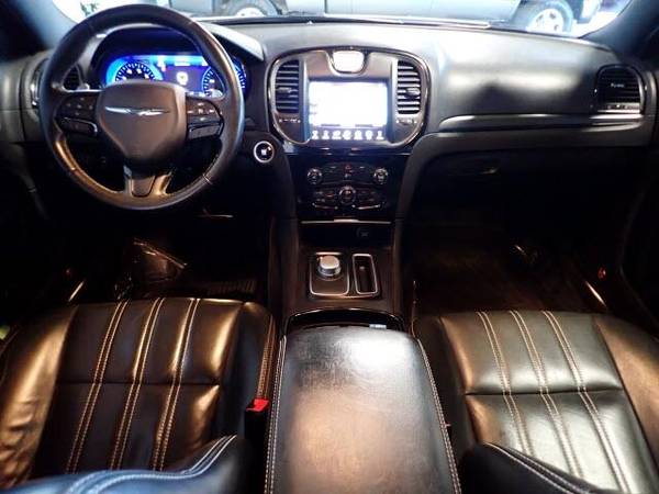 2016 Chrysler 300 - - by dealer - vehicle automotive for sale in Gretna, NE – photo 16