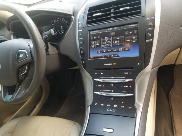2014 Lincoln Mkz v6 Fully loaded for sale in Raleigh, NC – photo 8