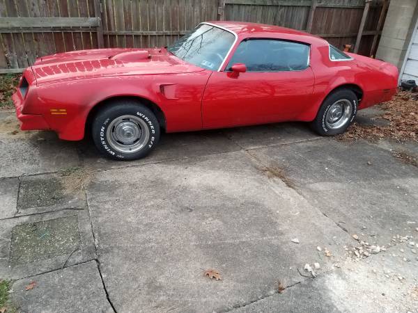1980 Pontiac Firebird V8 - cars & trucks - by owner - vehicle... for sale in mckeesport, PA – photo 2