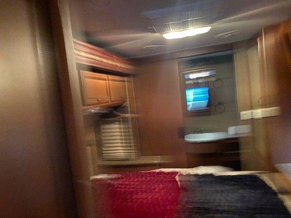 2014 Thor Hurricane 34e Class A - - by dealer for sale in Ocala, FL – photo 20