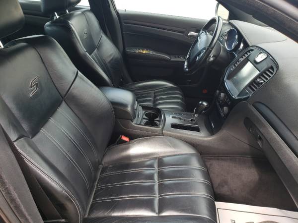 **GREAT DEAL!! 2013 Chrysler 300 4dr Sdn 300S RWD for sale in Chesaning, MI – photo 14