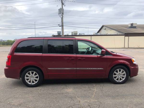 2013 Chrysler Town & Country Touring for sale in Lincoln, IA – photo 4