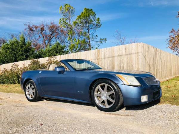 🤗2005 CaDiLLaC XLR🤩Roadster😮Convertible🤗62K MiLeS😮V8 - cars & trucks... for sale in LAWTON, OK – photo 2