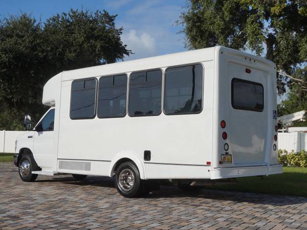 2018 Ford E-Series Cutaway Shuttle Bus Wheelchair - cars & for sale in Bradenton, FL – photo 8