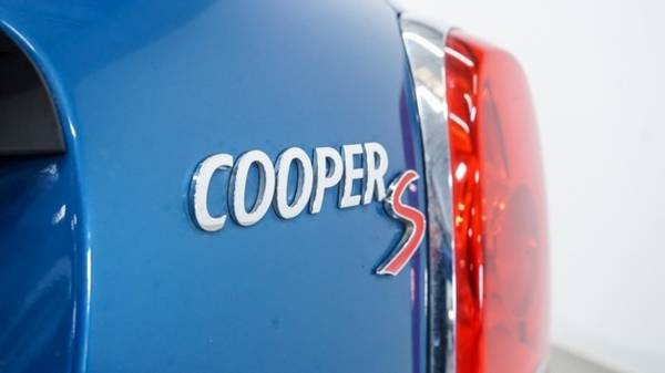 2018 Mini Cooper Countryman Cooper Base - cars & trucks - by dealer... for sale in Honolulu, HI – photo 12