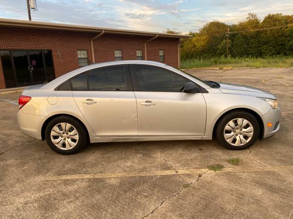 2014 CHEVROLET CRUZE 148K - cars & trucks - by owner - vehicle... for sale in Greenwood, MS – photo 2