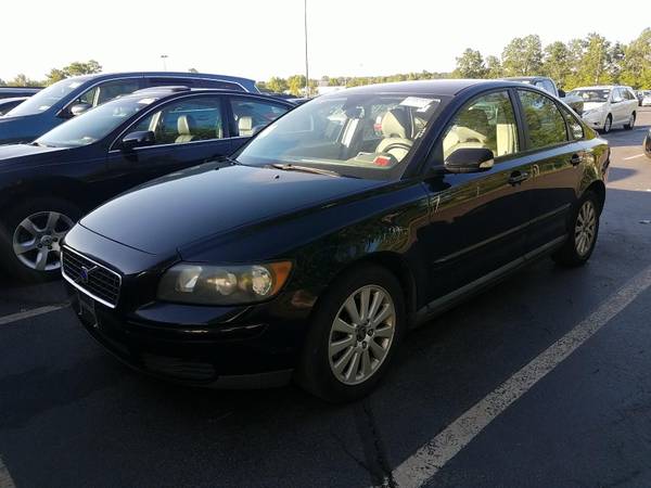 2005 VOLVO S40, 111k miles, Affordable Luxury, Easy to Drive, Clean for sale in Allentown, PA – photo 2
