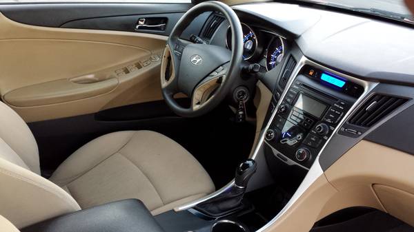 2012 Hyundai Sonata GLS (FREE CARFAX, RUNS AND DRIVES LIKE NEW!) -... for sale in Rochester , NY – photo 11