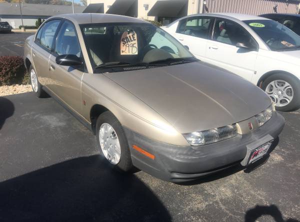 1997 SATURN S-SERIES SL1 - cars & trucks - by dealer - vehicle... for sale in Woodstock, IL – photo 4