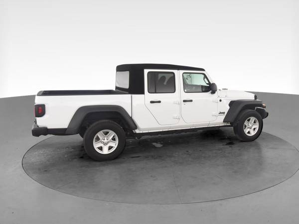 2020 Jeep Gladiator Sport Pickup 4D 5 ft pickup White - FINANCE... for sale in Lewisville, TX – photo 12