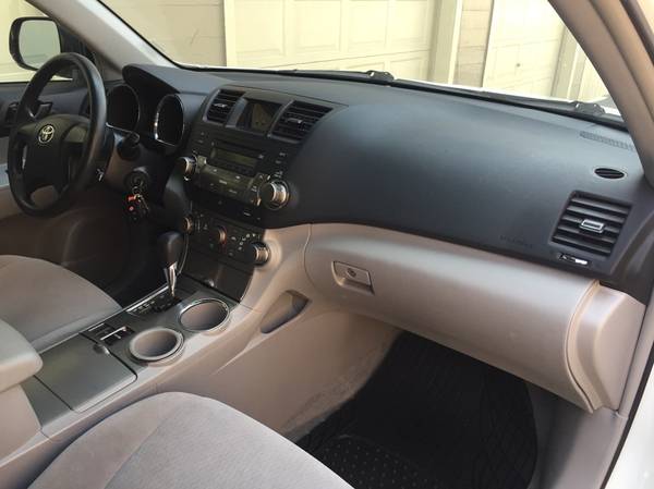 2008 Toyota Highlander 3rd seat, 3.5 V6, Well maintained, Beautiful... for sale in Santa Barbara, CA – photo 16