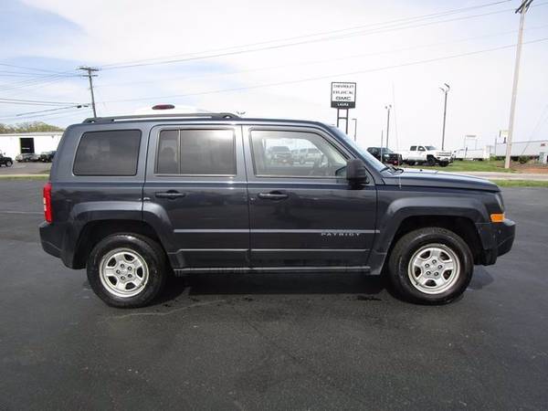 2014 Jeep Patriot Sport - - by dealer - vehicle for sale in Sullivan, MO – photo 2