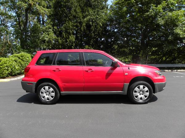 2003 MITSUBISHI Outlander ONE OWNER ... LOW MILES ... FRESH SERVICE . for sale in Kirkland, WA – photo 5