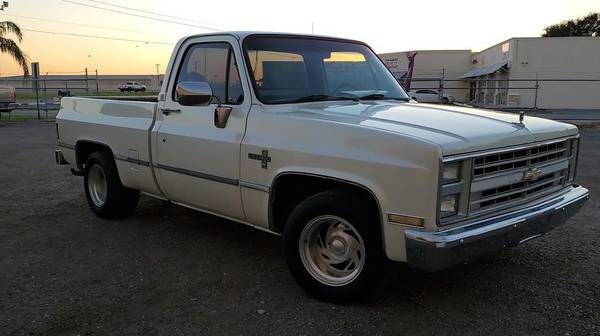 1987 CHEVROLET R10 CLEAN TITLE - cars & trucks - by owner - vehicle... for sale in Weslaco, TX – photo 4