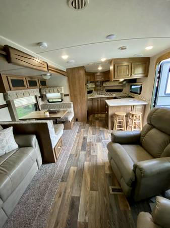 2017 Forest River Flagstaff Lite Travel Trailer - - by for sale in Stevens Point, WI – photo 8