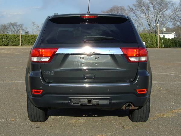 ► 2011 JEEP GRAND CHEROKEE LIMITED - 4WD, V6, NAVI, PANO ROOF, MORE... for sale in East Windsor, NH – photo 4