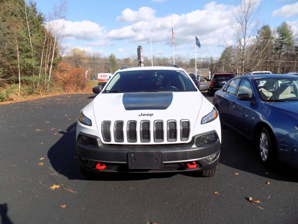 2015 Jeep Cherokee 4WD 4dr Trailhawk - - by dealer for sale in Derry, MA – photo 2