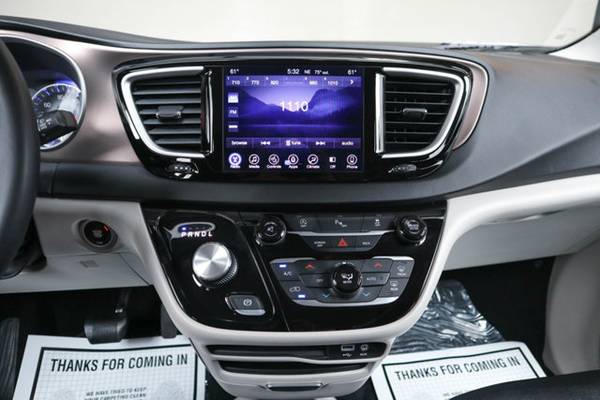 2017 Chrysler Pacifica, Jazz Blue Pearlcoat for sale in Wall, NJ – photo 18