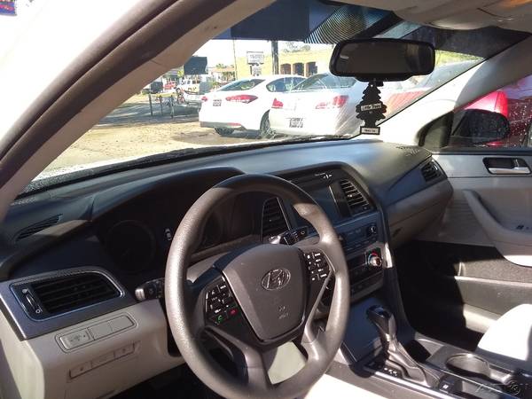 2016 Hyundai Sonata SE Sedan - - by dealer - vehicle for sale in DUNNELLON, FL – photo 12