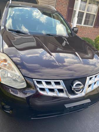 Very Clean Nissan Rogue 2012 - cars & trucks - by owner - vehicle... for sale in Saint Georges, DE – photo 2