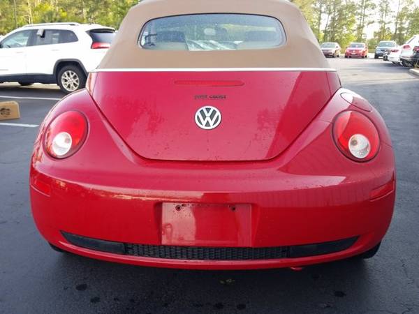 2008 Volkswagen New Beetle Convertible Red Great Deal AVAILABLE for sale in Myrtle Beach, SC – photo 7