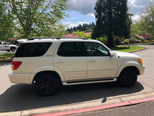 2002 Toyota Sequoia Limited 4WD - Clean title, Third row, Low for sale in Kirkland, WA – photo 4