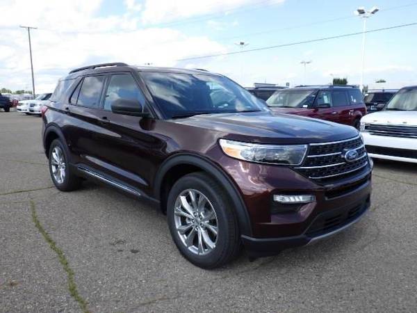 2020 Ford Explorer SUV XLT (Copper) GUARANTEED APPROVAL for sale in Sterling Heights, MI – photo 2