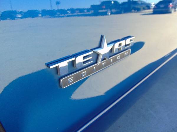 2018 Chevy Silverado 1500 Lt 4x4 (*Mileage: 65,170!) - cars & trucks... for sale in Devine, TX – photo 4