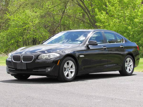 2011 BMW 5-Series 528i w/New Tires - CLEAN! - - by for sale in Jenison, MI – photo 9