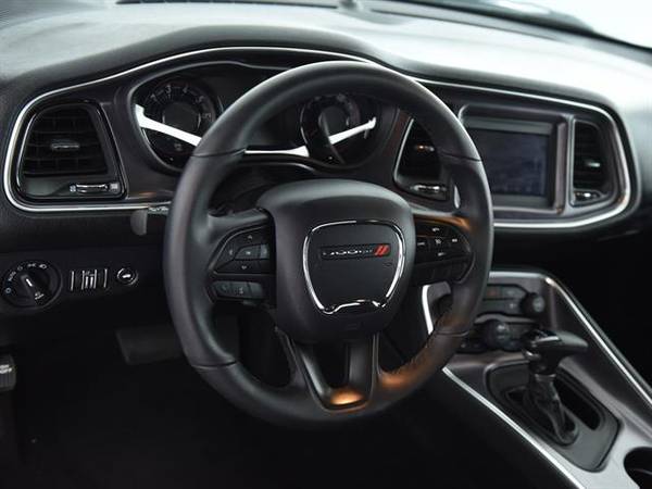 2018 Dodge Challenger SXT Coupe 2D coupe White - FINANCE ONLINE for sale in Lexington, KY – photo 2