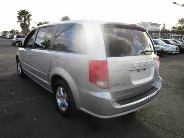 2012 Dodge Grand Caravan - STOW N GO - FLEX FUEL - NEW TIRES - AC for sale in Sacramento , CA – photo 3