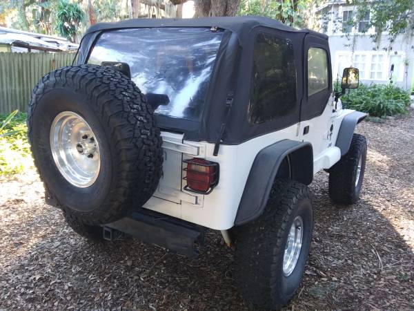 2001 Jeep Wrangler TJ 4.0L 5spd on 35's - cars & trucks - by owner -... for sale in SAINT PETERSBURG, FL – photo 5