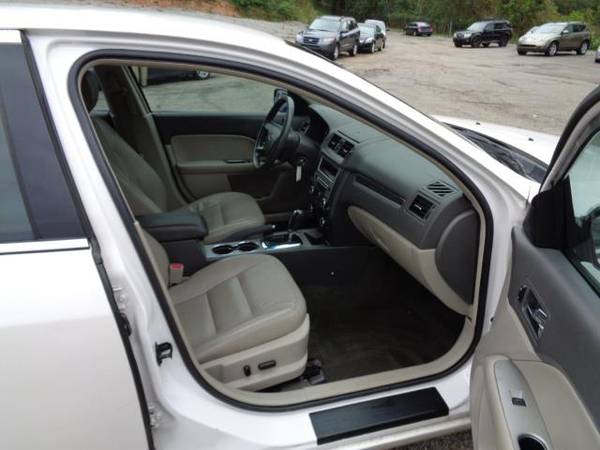 2011 Ford Fusion V6 SEL - cars & trucks - by dealer - vehicle... for sale in Martinsville, VA – photo 14