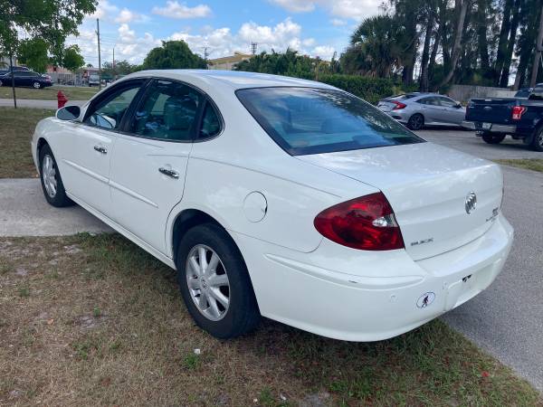 2005 BUICK LACROSSE CXL - - by dealer - vehicle for sale in Lake Worth, FL – photo 4
