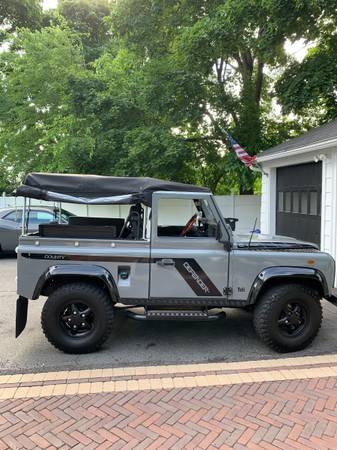 land rover defender - cars & trucks - by owner - vehicle automotive... for sale in Lynnfield, MA – photo 5