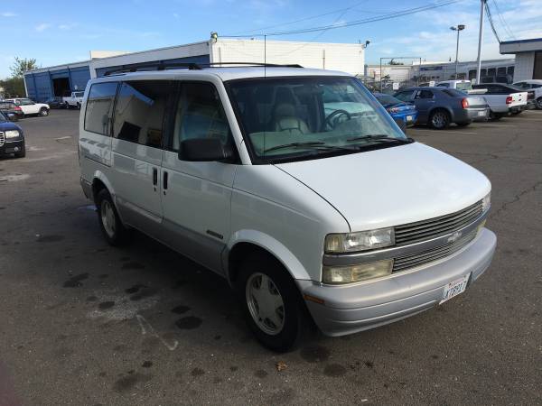2000 Chevrolet Astro - cars & trucks - by dealer - vehicle... for sale in Sacramento , CA – photo 2