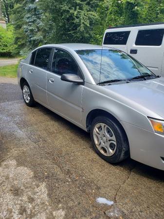 2004 Saturn Ion for sale in Portland, OR – photo 3