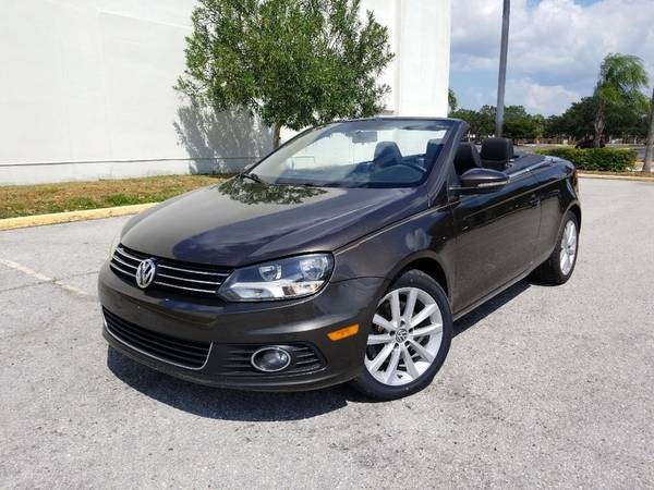 2012 Volkswagen Eos HARD TOP CONVERTIBLE/WITH SUNROOF~CLEAN CARFAX~... for sale in Sarasota, FL – photo 4