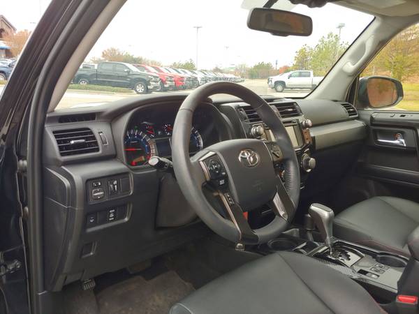 2019 TOYOTA 4RUNNER TRD OFF-ROAD 4X4 LOW MILES LEATHER! NAV! 1... for sale in Norman, TX – photo 6