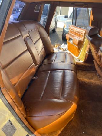 1981 Lincoln Towncar - cars & trucks - by owner - vehicle automotive... for sale in STURGEON BAY, WI – photo 13