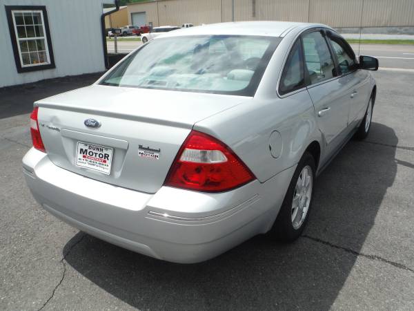 2005 FORD FIVE HUNDRED SE - - by dealer - vehicle for sale in Greenbrier, TN – photo 8