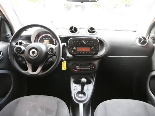 2017 Smart Fortwo Passion Hatchback, Auto, 3-Cyl Turbo, Low Miles -... for sale in Pearl City, HI – photo 21