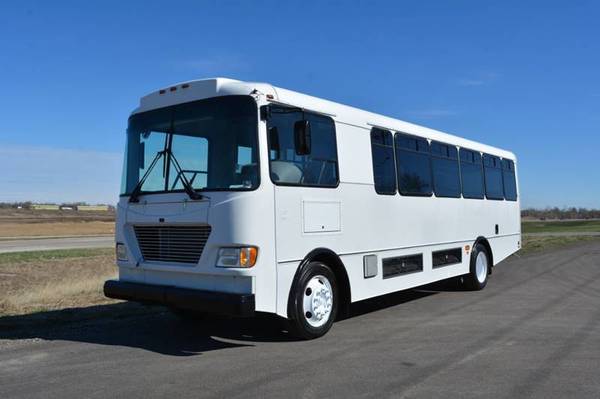 2016 Freightliner Champion CTS FE 20 Passenger Shuttle Bus for sale in Madison, WI – photo 3