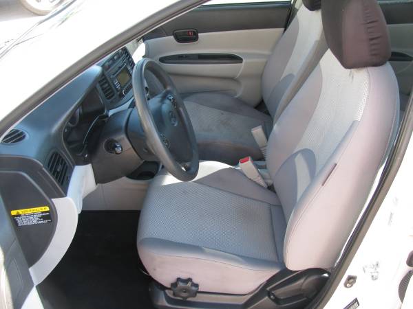 2010 HYUNDAI ACCENT GLS.....4CYL AUTO......RUNS EXCELLENT!!!! - cars... for sale in Knoxville, TN – photo 7