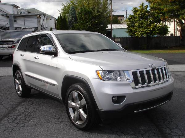 2012 Jeep Grand Cherokee Limited 4X4 - cars & trucks - by dealer -... for sale in New Cumberland, PA – photo 2