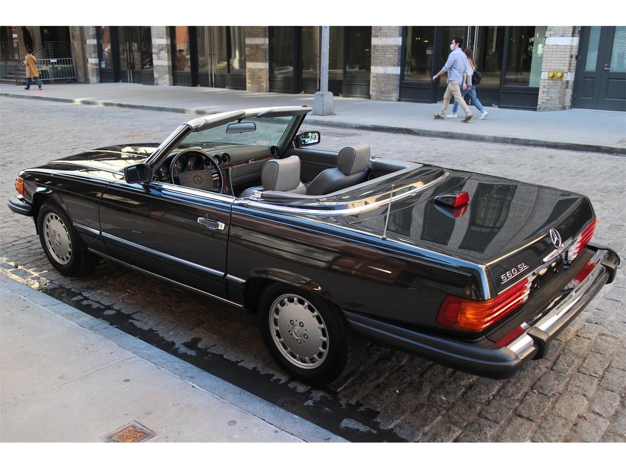 1987 Mercedes-Benz 560SL for sale in NEW YORK, NY – photo 2