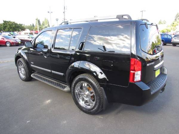 08 Nissan Pathfinder LE *4WD* V8! BLACK LEATHER! 3RD ROW! Weekend sale for sale in Portland, OR – photo 8